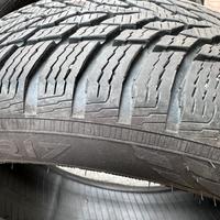 4 Gomme invernali Nokian 205x50xr17