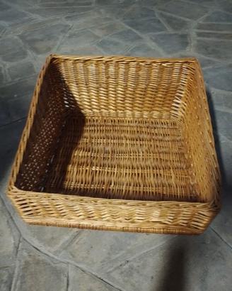 Ceste vimini per rivendita pane