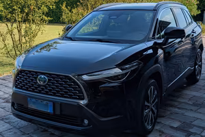 Toyota Corolla Cross 1.8 Full Hybrid (Giugno 2023)