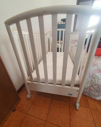 lettino pali con materasso