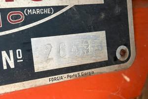 Trebbiatrice d epoca Recchioni Tipo 59 originale