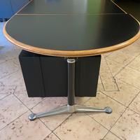 Scrivania Herman Miller