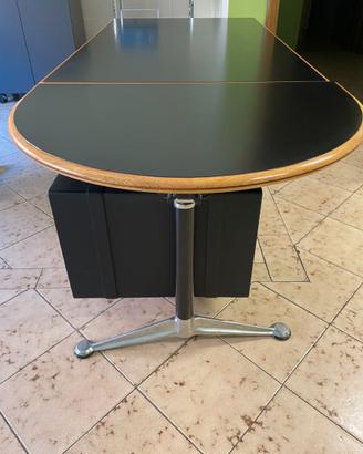 Scrivania Herman Miller