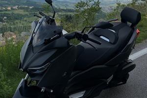 Yamaha Xmax 125