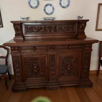 Credenza stile Rinascimentale, colore noce, misure