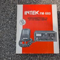 ricetrasmettitore  Intek fm680