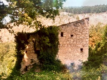 Terreno con rustico caramanico terme pescara