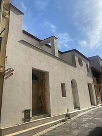 Palazzina zona Maggiore Guida di nuova costruzione