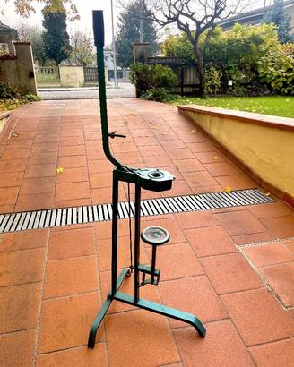 Tappatrice per tappi in sughero