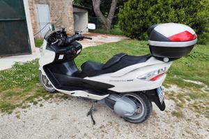Suzuki Burgman 400 Abs