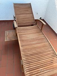 Lettino in teak reclinabile, con ruote