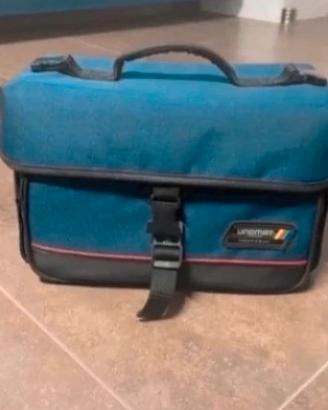 Borsa antiurto polifunzionale con divisori mobili