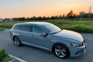 Volkswagen Passat 8 2.0 TDI Evo DSG Executive