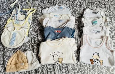 Lotto new born 15 pezzi mix