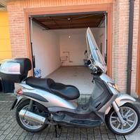Piaggio Beverly 200