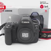 Canon EOS 5D Mark IV