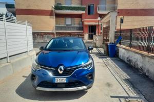 captur plug in 