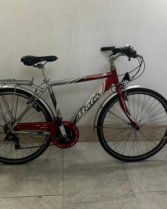 Atala Discovery rossa
