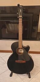 Chitarre e amplificatore