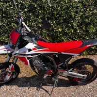 Fantic Motard 125 - 2021