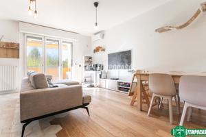 LUMINOSO 4 LOCALI DOPPI SERVIZI RISTRUTTURATO CLAS