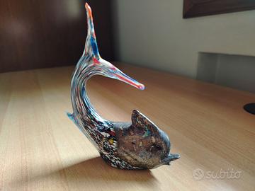 Pesciolino di vetro colorato