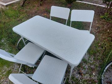 tavole e sedie giardino