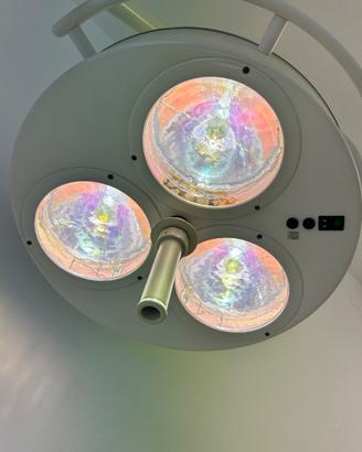 Lampada scialitica uso medico/veterinario