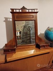 specchiera con cassettini