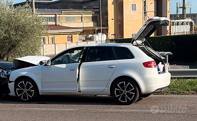 AUDI A3 8P 2010 2000 TDI 140 CV