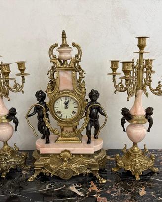 Trittico marmo rosa – orologio meccanico e candela