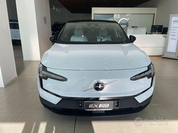 VOLVO - EX30 - Single Motor Ext. Range RWD Ultra