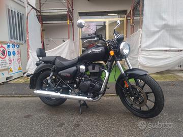 Royal Enfield Meteor 350 Stellar