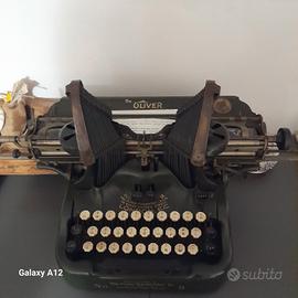 macchina da scrivere vintage