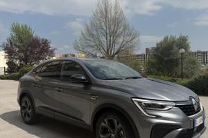 Renault Arkana RS Line 1.6 E-Tech Hybrid 145 CV