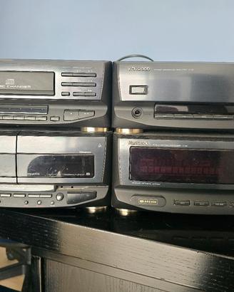 Kenwood hi fi con casse del 1998 funzionante. 