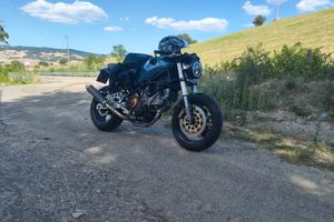ducati Monster 900