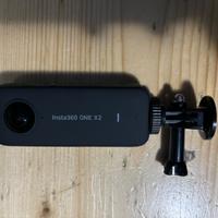 Insta 360 x2 pacchetto creator