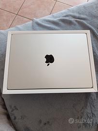 MacBook Pro M5