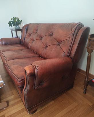Divano stile Chesterfield vera pelle 3 posti