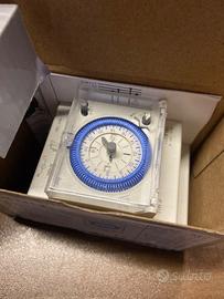 Timer Interruttore Orario