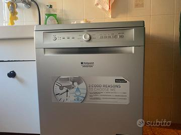 Lavastoviglie 12 coperti Hotpoint