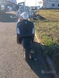 Piaggio Vespa 125 GTS - 2004