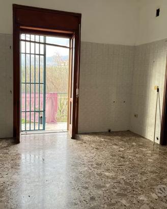Locale commerciale fronte strada