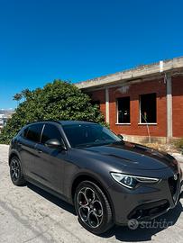 Alfa Romeo Stelvio Q4