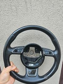 volante  originale  audi a4 b8  compresi pilsanti
