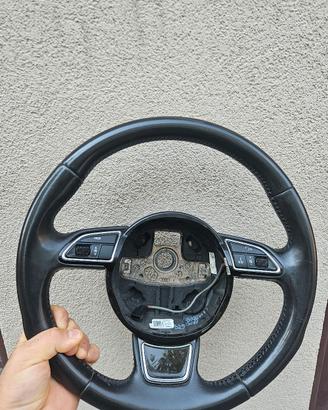 volante  originale  audi a4 b8  compresi pilsanti