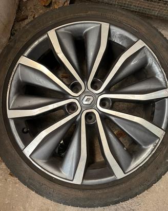 Cerchi renault kadjar modello bose