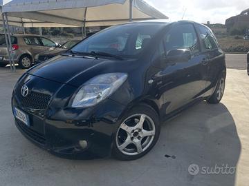 Toyota Yaris 1.4 D-4D 3 porte Sol