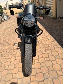 Moto Guzzi V7 Stone 5+